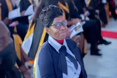 iobz-graduation-audience-8